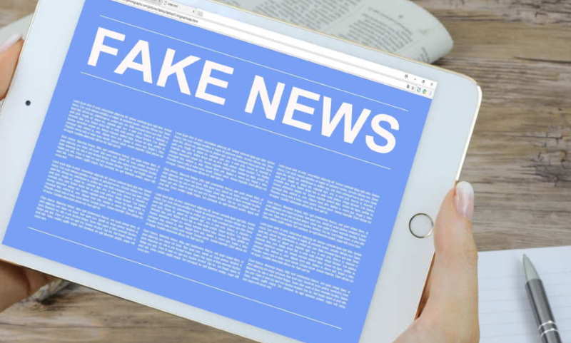 FAKE NEWS - un atelier d'criture ludique et pratique  destination des adolescents et des scolaires pour apprendre  les identifier et  les contrer. Par Fabien Marchal, auteur et journaliste.